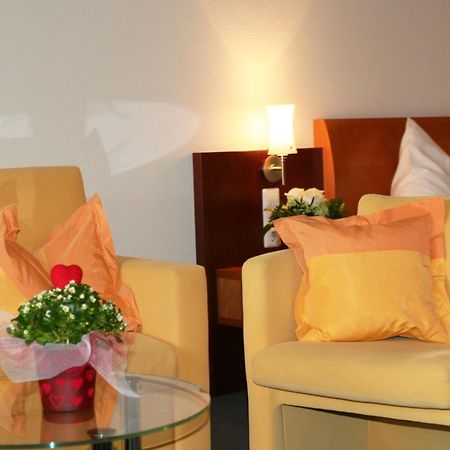 Hotel Pilgerhof Und Rebmannshof à Uhldingen-Mühlhofen Extérieur photo